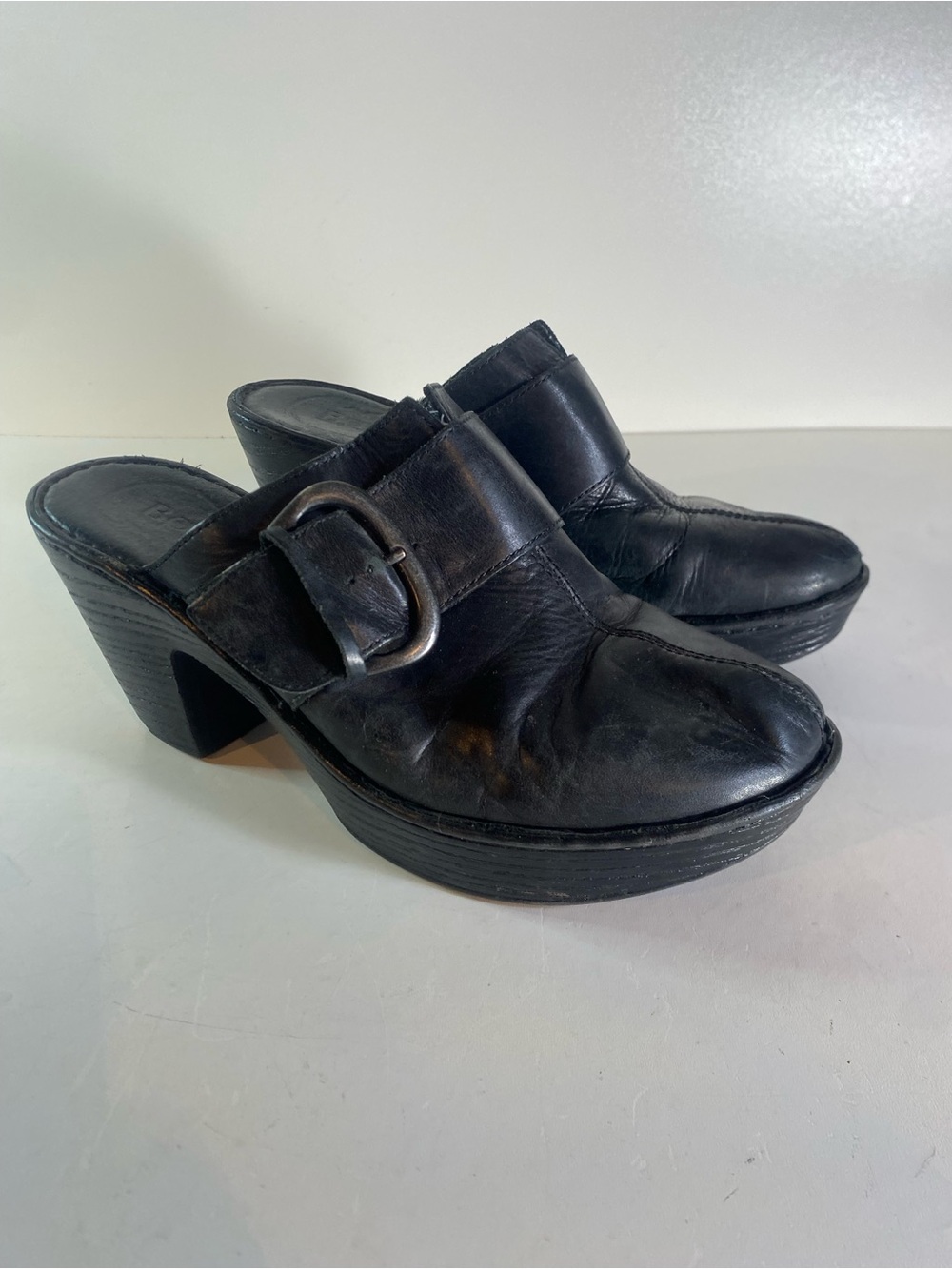 Born Black Leather Slip On Wedge 3.5” Heel Clogs Fair Condition Size